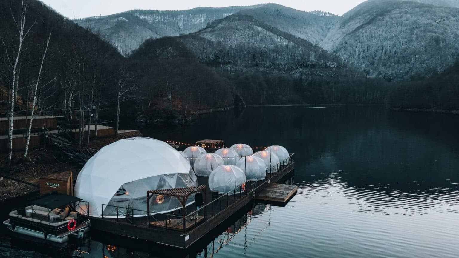 Vedere aeriana lacul Beliș